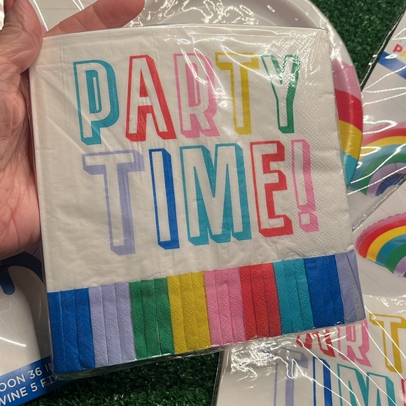 Rainbow PARTY/BIRTHDAY BUNDLE!!  🌈 - Picture 2 of 4